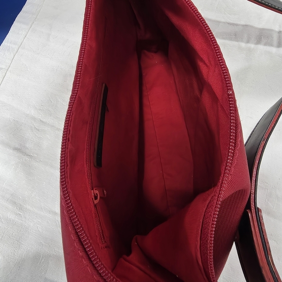 VINTAGE Tommy Hilfiger Red Canvas Hobo Bag | Y2K Sporty Chic - Picture 4 of 10